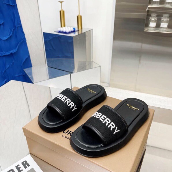 B**rry slippers